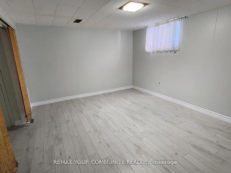 207 Olive Ave — Photo 19