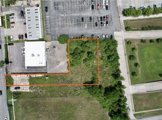 9846 Lake Forest Blvd, New Orleans, LA 70127