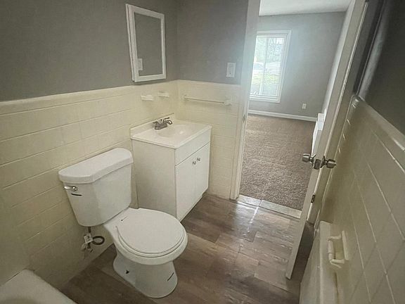 3rd image of 14924 Tireman St #14936