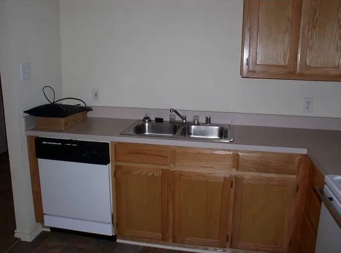 Studio, 410 sqft, $700 — Photo 3