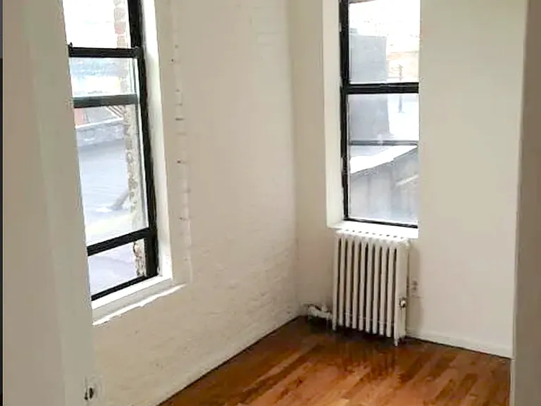 107 Thompson St #5B — Photo 4