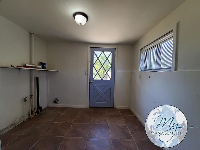 1901 K St — Photo 16