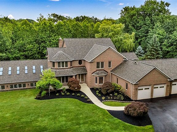 2nd image of 7282 Pinehill Rd