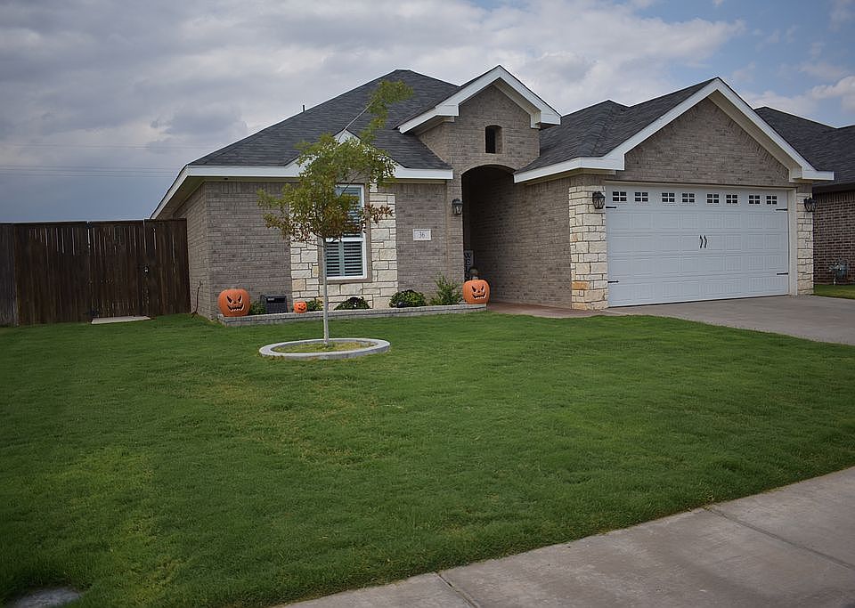 1st image of 36 Berkshire Cir