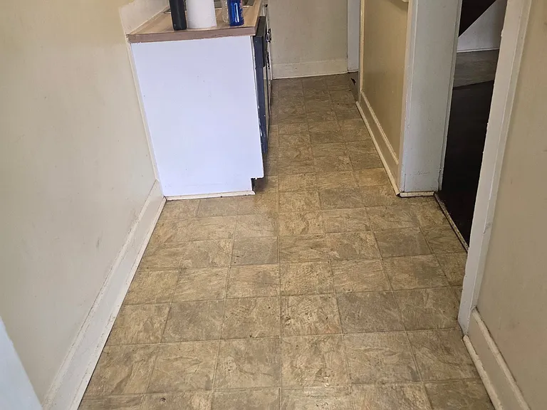 211 S Appletree St #3 — Photo 7