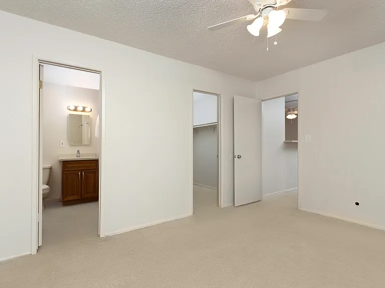 1939 E Wilson Ave #5 — Photo 10