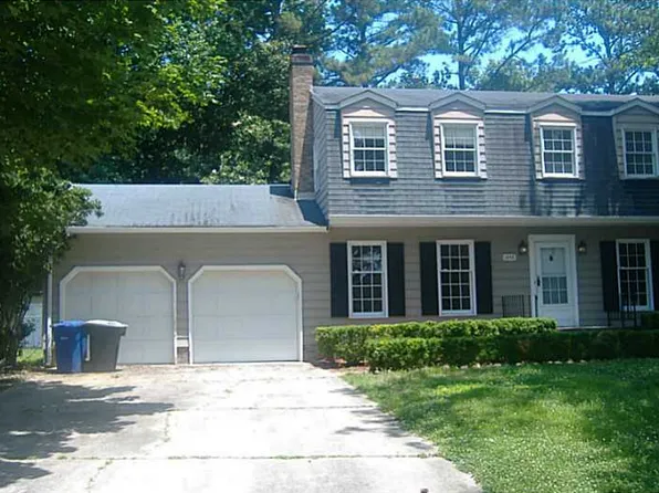 1242 Patrick Ln, Newport News, VA 23608