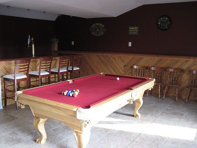 Wet bar with keg cooler for 3 kegs