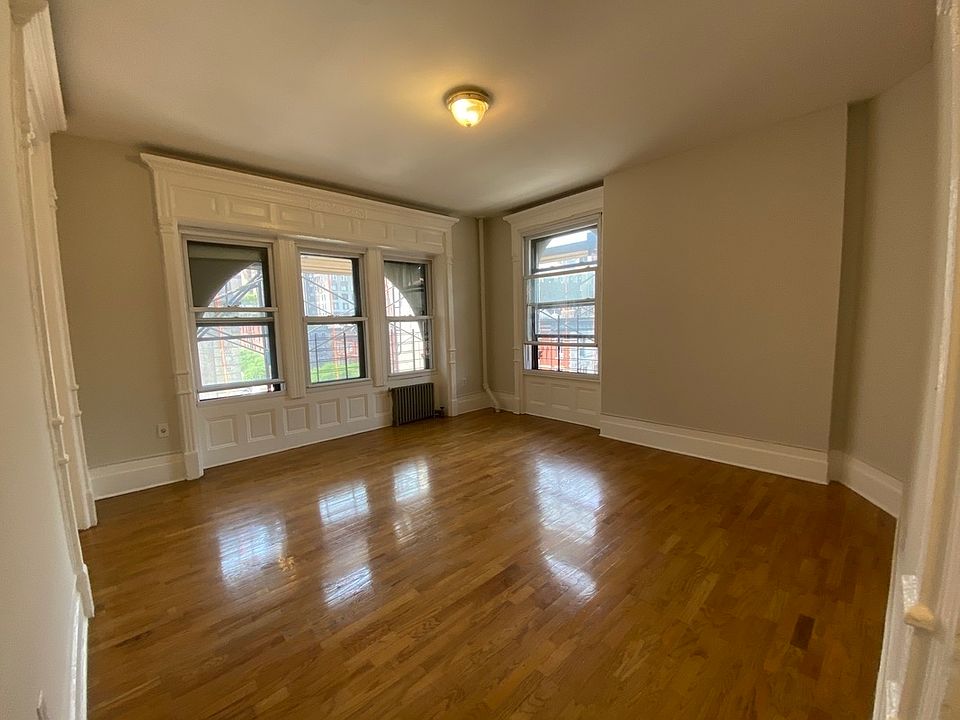 1st image of 61 W 74th St APT 6C