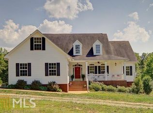 595 Country Brown Rd, Milner, GA 30257