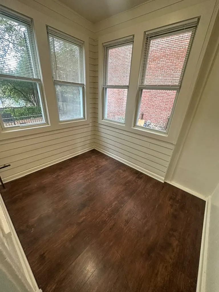 3 bed, 1.0 bath, $3,450 — Photo 2