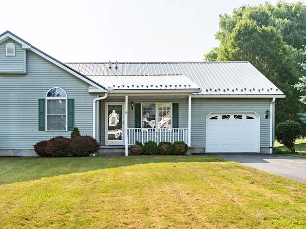 32 Valle Dr, Batavia, NY 14020