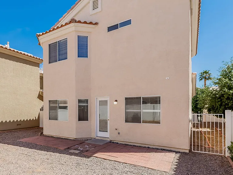 5891 Gentleslope St — Photo 16