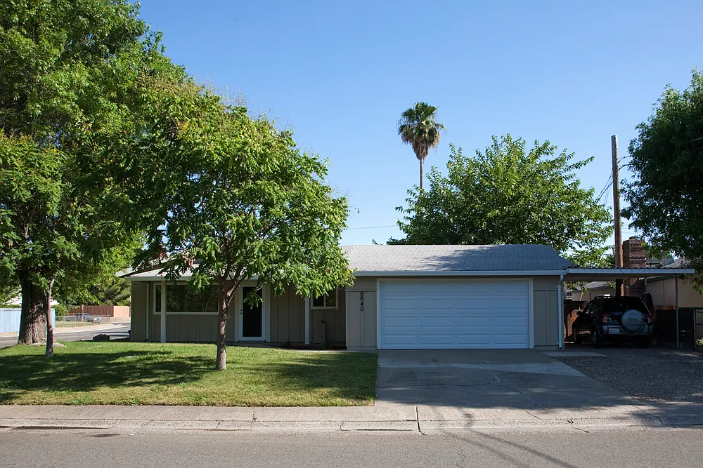 6640 Outlook Dr photo 1