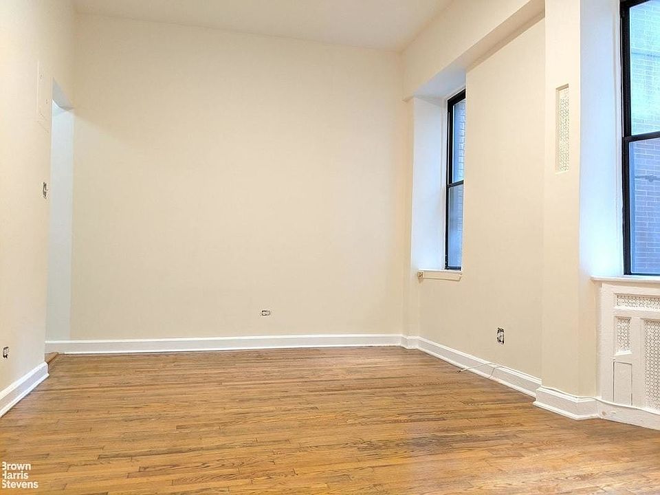 1st image of 415 E 71st St APT D