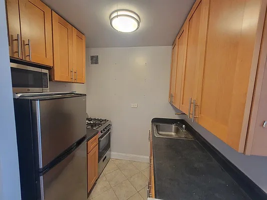 Rented by Bruma Realty LLC | media 3