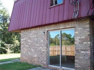 1130 Lake Dr #B, Cantonment, FL 32533