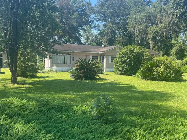 121 Russell Dr, Crawfordville, FL 32327