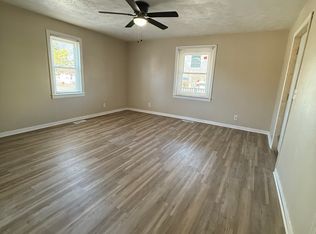 503 E College St #3, Marion, IL 62959