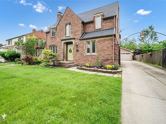 4th image of 5853 Wickfield Dr