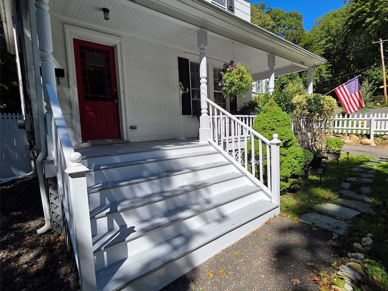 2 bed, 1.0 bath, 1000 sqft, $2,500 — Photo 3