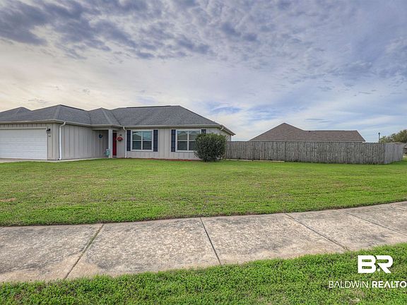 2nd image of 241 Lakefront Cir