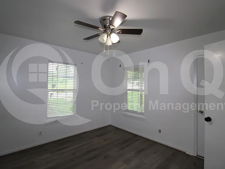 17 Macarthur Dr #A — Photo 13
