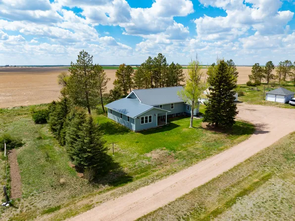 9178 Road 48, Potter, NE 69156