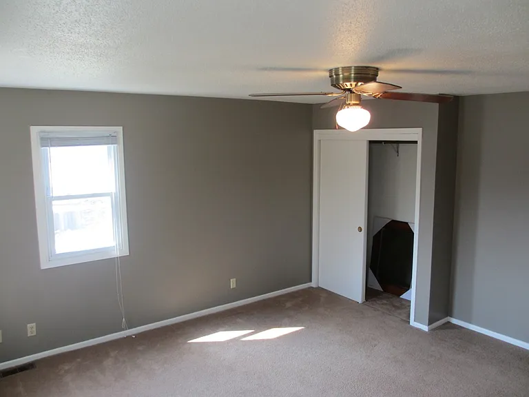 702 NW Greenwood St #702 — Photo 11