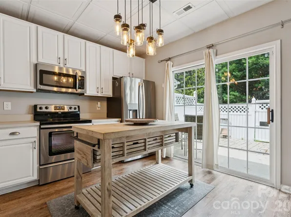 302 Tinderbox Ln, Fort Mill, SC 29708