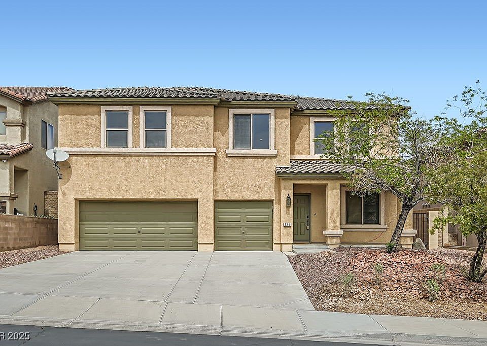 1st image of 224 Pioneers Peak Ave