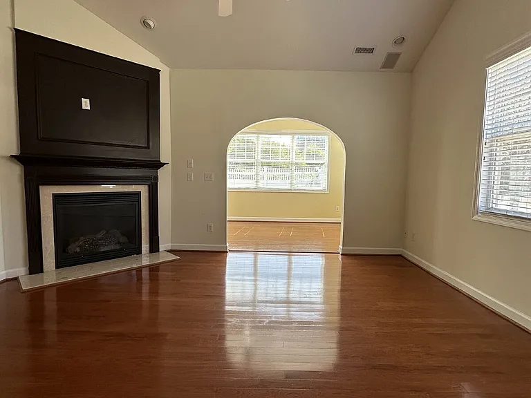 102 Jennel Way — Photo 14