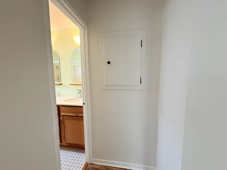 899 Bricker Blvd — Photo 36