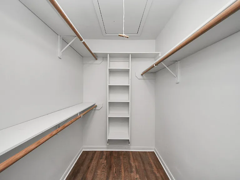 1023 Oyster Bay Dr — Photo 23