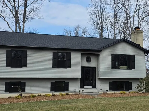 80 Scotsmans Glen Rd, Capon Bridge, WV 26711