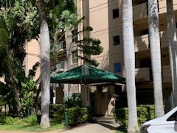 3054 Ala Poha Pl APT 1003, Honolulu, HI 96818