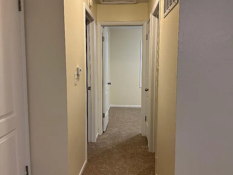 Walnut Cir — Photo 2
