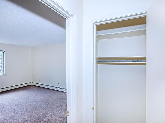 3rd image of 106-1 Frederick St #106