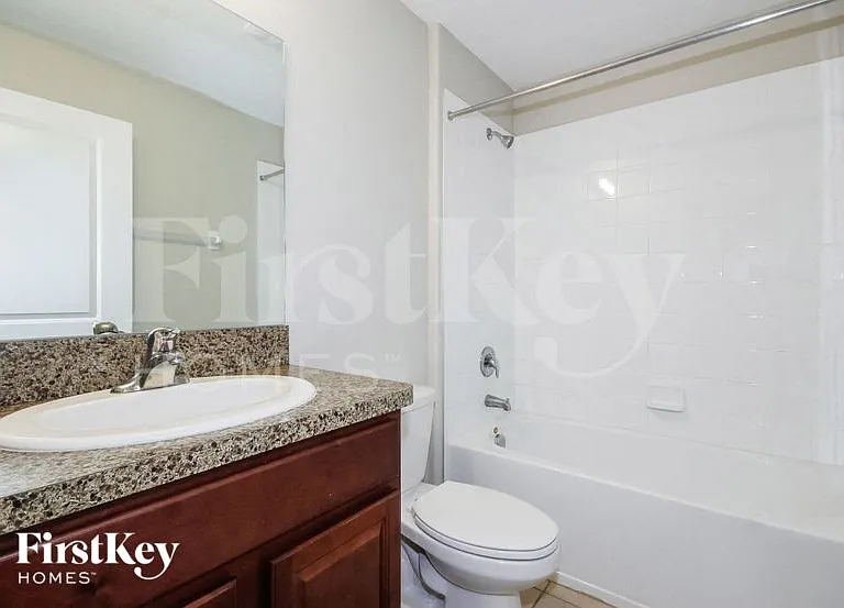 9637 Sage Creek Dr — Photo 13