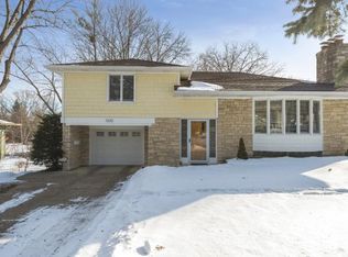 1320 Toledo Ave N, Golden Valley, MN 55422