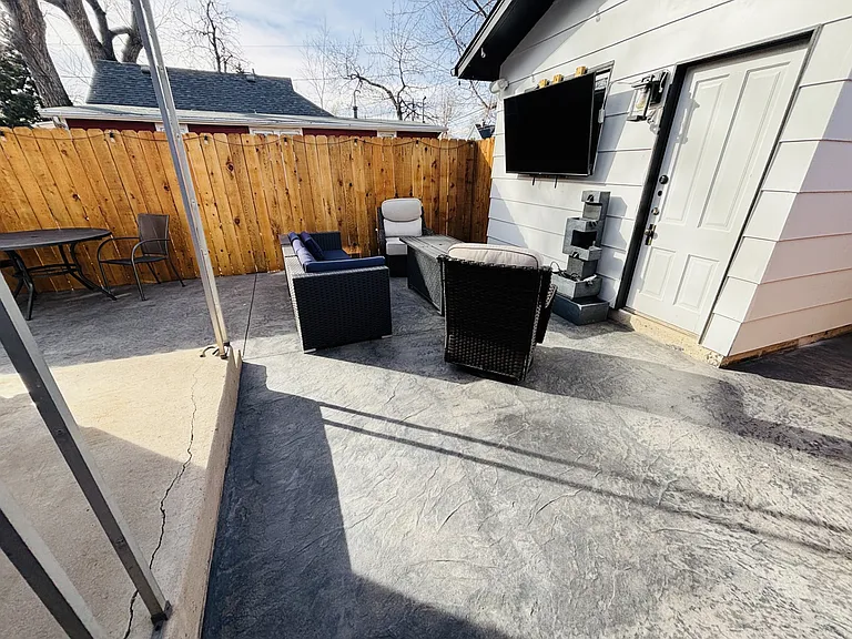423 E Yampa St #A — Photo 18