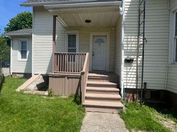 18 Phelps Ave APT 3