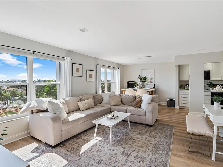1770 E Las Olas Blvd #508 — Photo 8