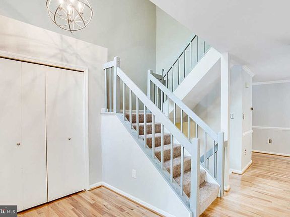 5th image of 1029 Boros Ct
