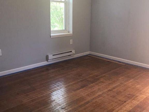 4th image of 4601 Wayne Ave #2B