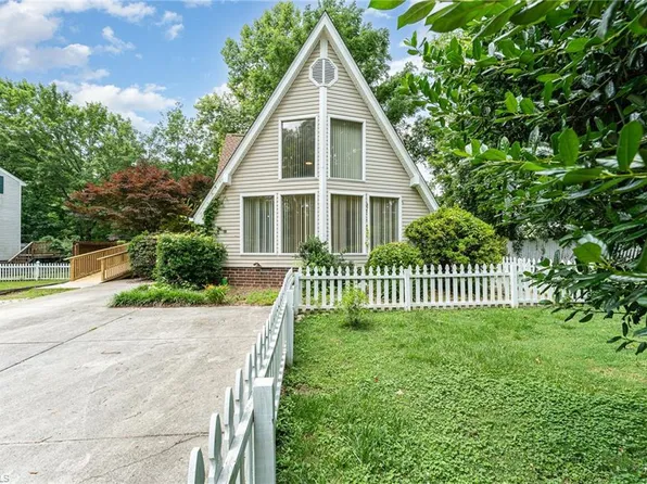 2161 Rivermeade Dr, High Point, NC 27265
