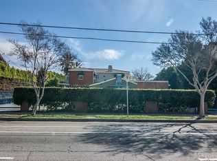 6948 Woodman Ave, Van Nuys, CA 91405