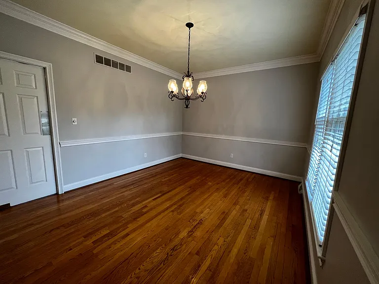 1100 Stowbridge Ln — Photo 21