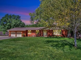 3 Sycamore Ct, Newton, KS 67114