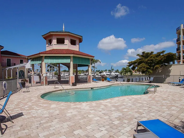 5793 Cape Harbour Dr — Photo 37